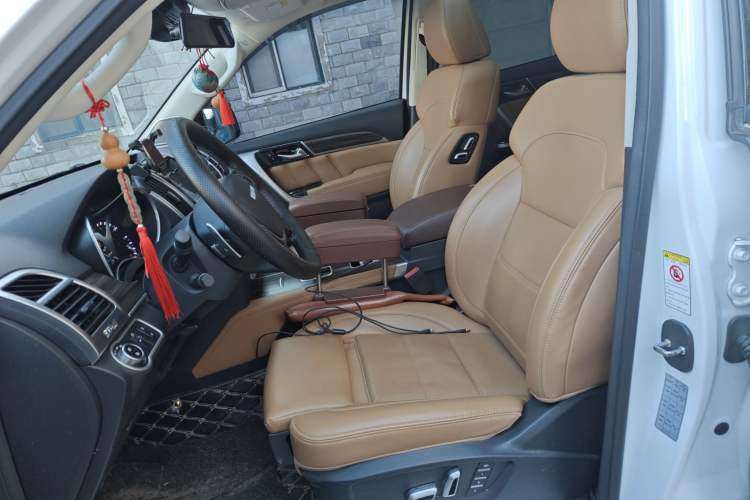 Used Haval H9 2017 2.0T Gasoline 4x4 Premium 5-Seater