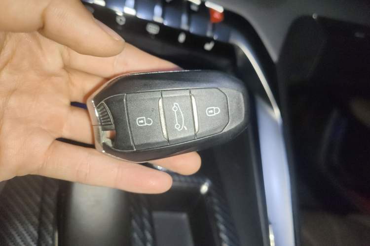 Used Peugeot 5008 2017 380THP 7-Seater Luxury GT Edition