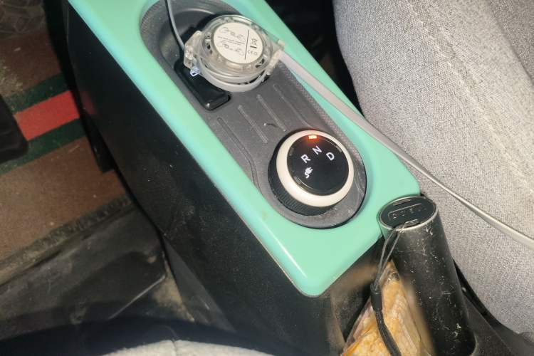 Used Wuling Hongguang MINIEV 2021 Macaron Premium Model – Lithium Iron Phosphate
