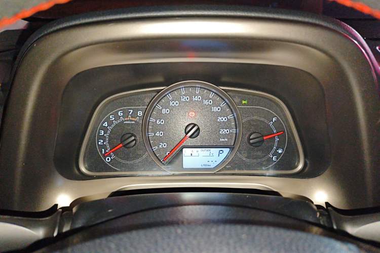 Used Toyota RAV4 2015 2.0L CVT Two-Wheel Drive Fashion Edition