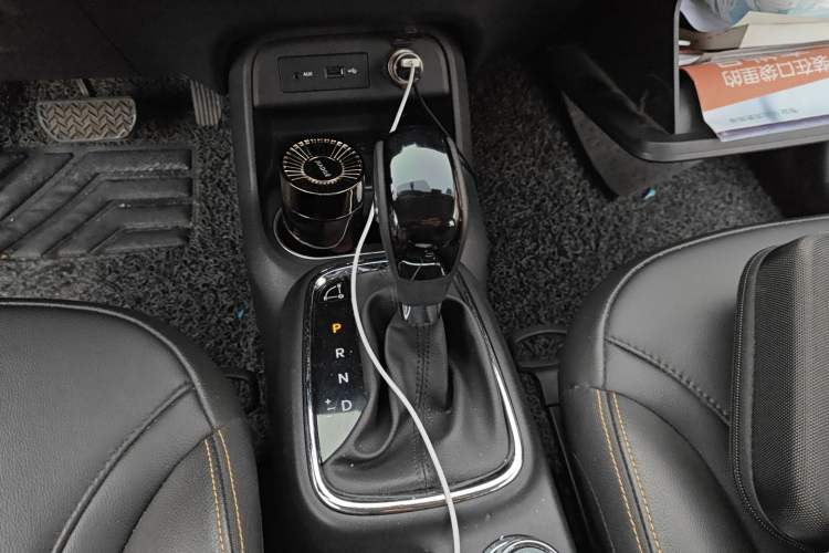 Used Dongfeng Aeolus AX4 2017 1.6L DCT Trendy Style
