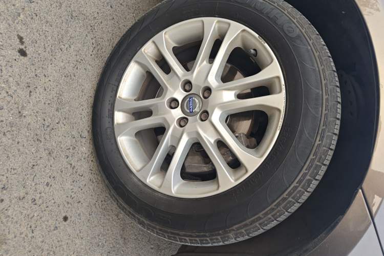 Used Volvo XC60 2015 T5 Smart Upgrade Model
