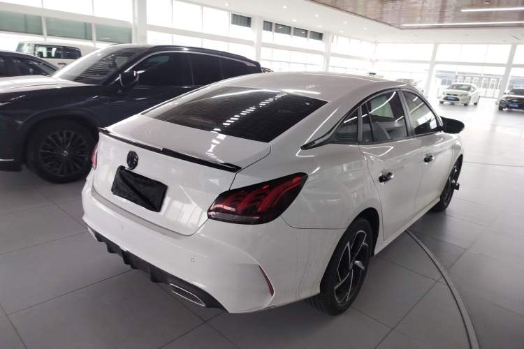 Used MG 5 2021 300TGI DCT Elegant Luxury Edition
