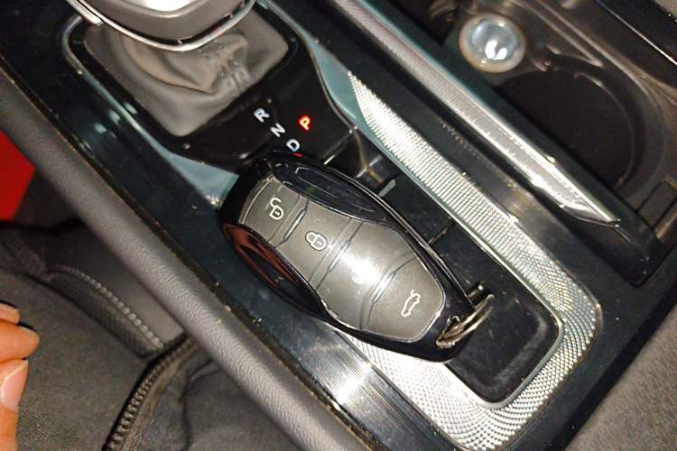 Used Hongqi H5 2024 1.5T DCT Smart Connect Flagship Edition Interior 1