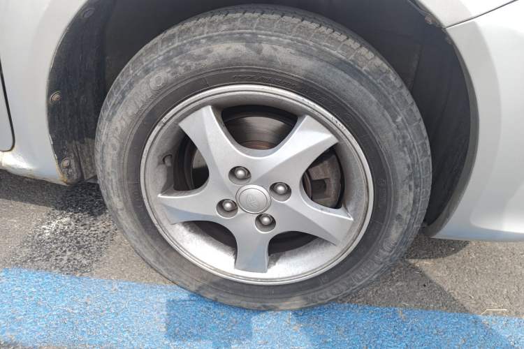 Used FAW Weizhi V5 2014 1.5L Manual Entry-Level Model
