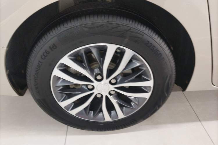 Used Buick GL8 2021 ES Landtrek 653T Comfort Edition
