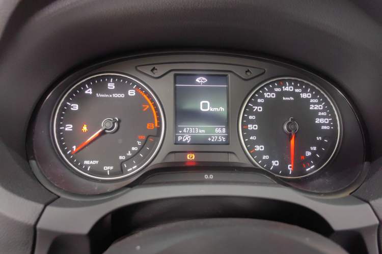 Used Audi A3 2020 Limousine 35 TFSI Fashion Edition China VI Emission Standard Instrument Cluster
