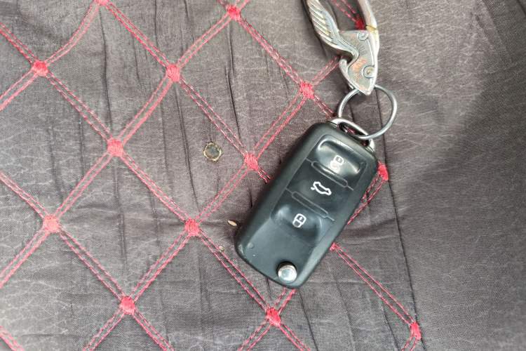 Used Volkswagen Santana 2016 1.6L Manual Fashion Edition