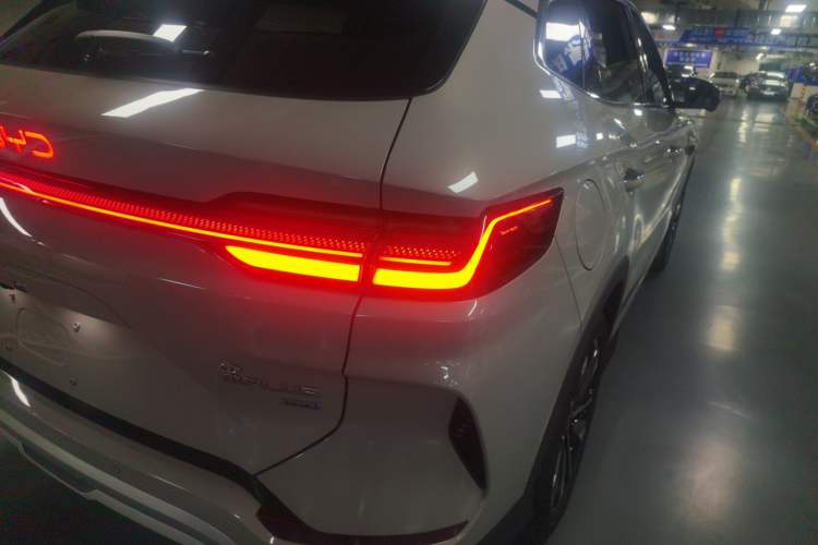 Used BYD Song PLUS New Energy 2025 EV with 605 km Range – Flagship Version