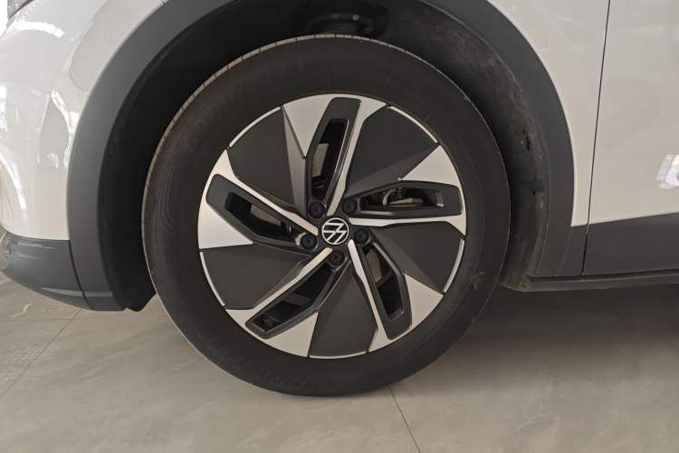 Used Volkswagen ID.4 CROZZ 2024 Pure Edition Limited Edition Exterior 4