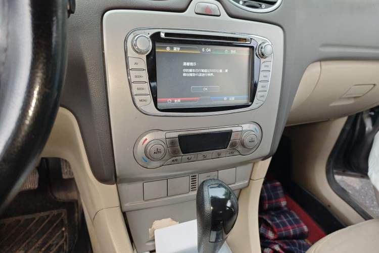 Used Ford Focus 2013 Sedan Classic 1.8L Automatic Fashion Edition