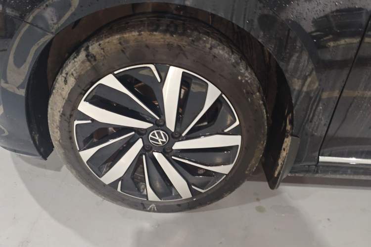 Used Volkswagen Passat 2025 Premium Version 380TSI Dragon Edition Exterior 4