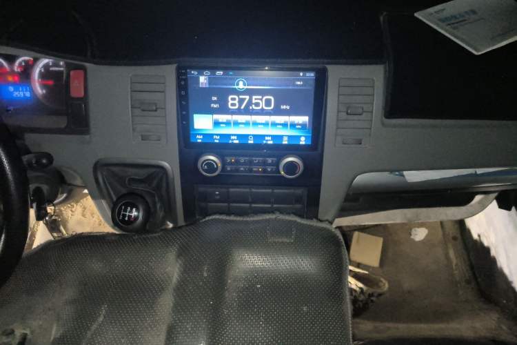 Used Foton Scenic G7 2016 2.0L Commercial Version Long Wheelbase High Roof – 4Q20M