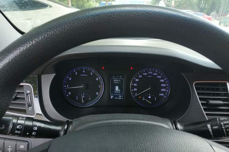 Used Hyundai Mistra 2014 1.8L Automatic Smart GLS