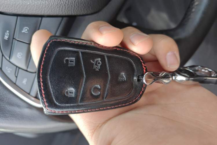 Used Cadillac XT5 2016 28T Four-Wheel-Drive Leading Model
