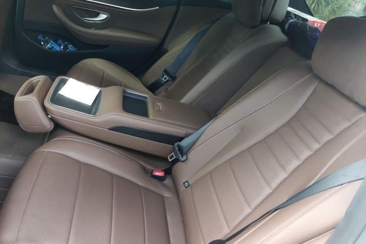 Used Mercedes-Benz E-Class 2021 E 300 L Sporty and Stylish Model
