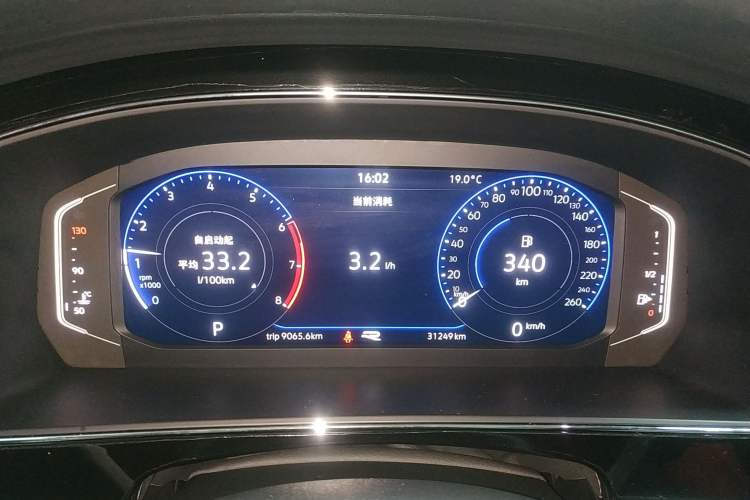 Used Volkswagen Passat 2025 Outstanding Model 380TSI Starry Dragon Edition Instrument Cluster