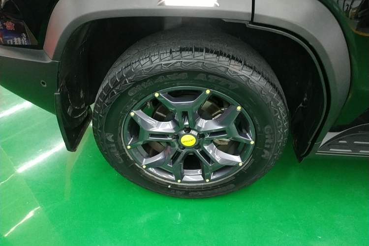 Used JETOUR Traveler 2023 2.0T All-Wheel Drive CrossPRO+ Exterior 5