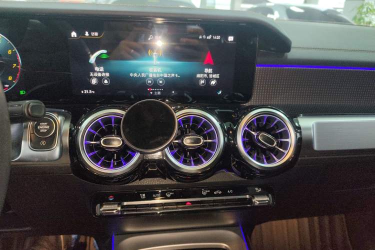 Used Mercedes-Benz GLB 2021 GLB 200 Fashion Model Audio And AC Panel