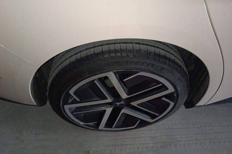 Used XPeng MONA M03 2025 600 with Ultra-Long Range Max Right Rear Wheel Hub