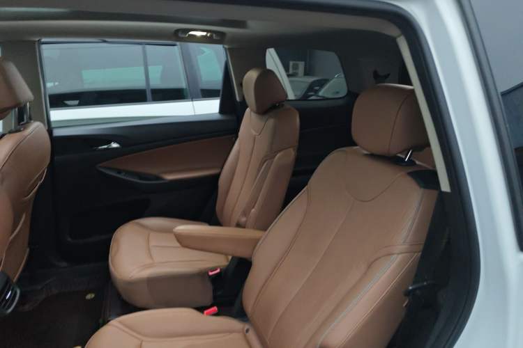 Used Buick GL6 2021 323T Mild Hybrid Connect Luxury Model
