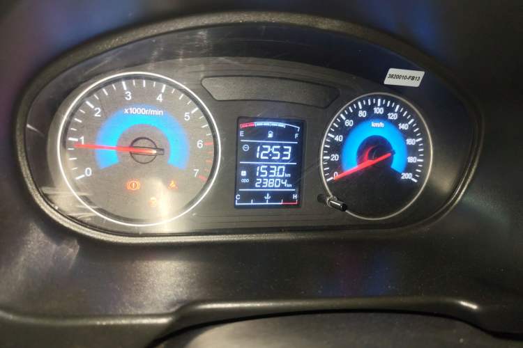 Used Dongfeng Fengon 370 2016 1.5L Manual Standard Edition SFG15-05 7 Seats