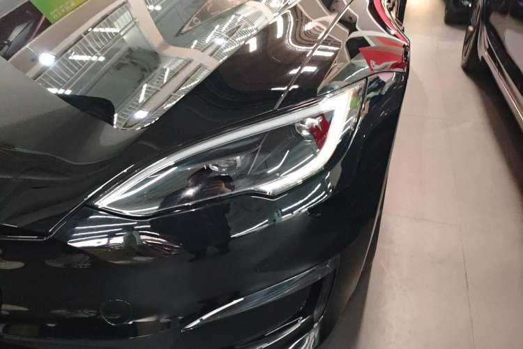 Used Tesla Model S 2023 Three-Motor All-Wheel-Drive Plaid Version
