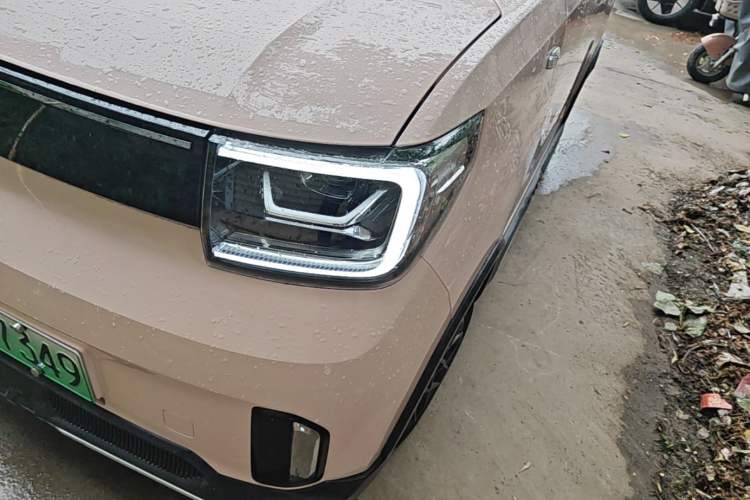 Used Wuling Hongguang MINIEV 2022 GAMEBOY 200km Gaming Edition with Lithium Iron Phosphate
