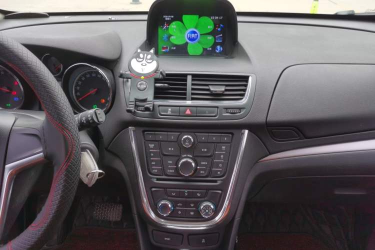 Used Buick Encore 2015 1.4T Automatic Two-Wheel Drive Urban Elite Version Audio And AC Panel