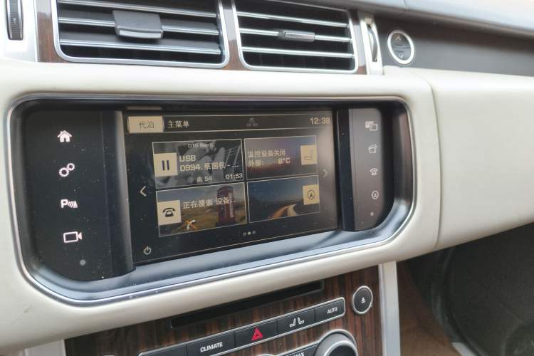 Used Land Rover Range Rover 2016 3.0 SC V6 Vogue SE Long-Wheelbase Edition