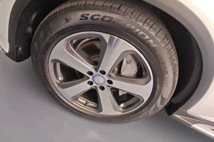 Used Mercedes-Benz GLC 2016 GLC 300 4MATIC Dynamic Model
