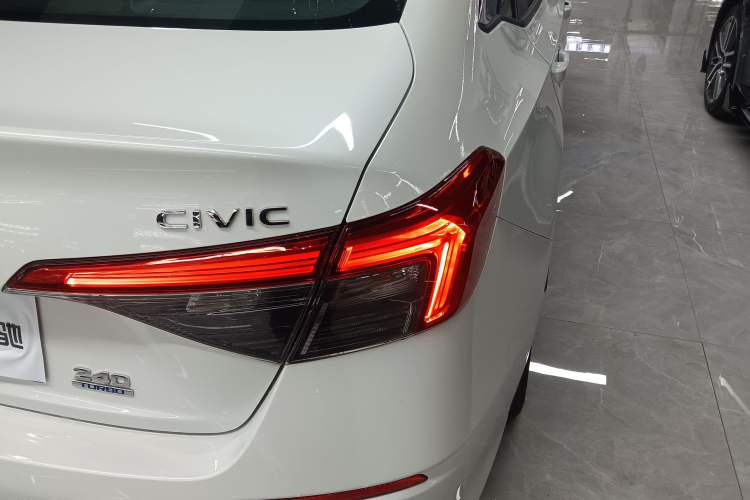 Used Honda Civic 2023 240TURBO CVT Dynamic Edition