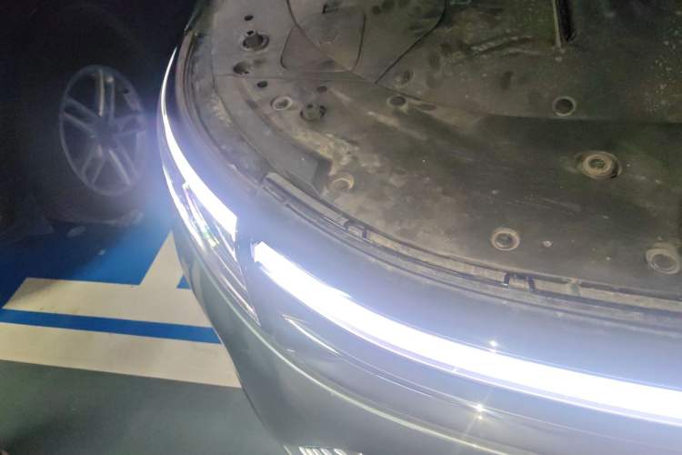 Used Hima AITO M7 2022 1.5T Rear-Drive Comfort Edition Right Front Headlight