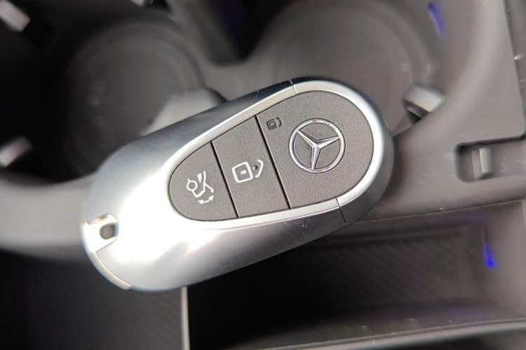 Used Mercedes-Benz C-Class 2025 Facelift C 260 L Sport Edition
