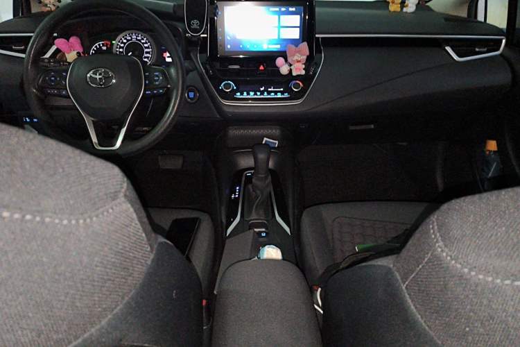 Used Toyota Corolla 2021 TNGA 1.5L CVT Elite Edition Center Console