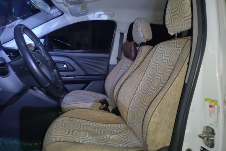 Used ORA iQ 2018 Smart Connectivity Model
