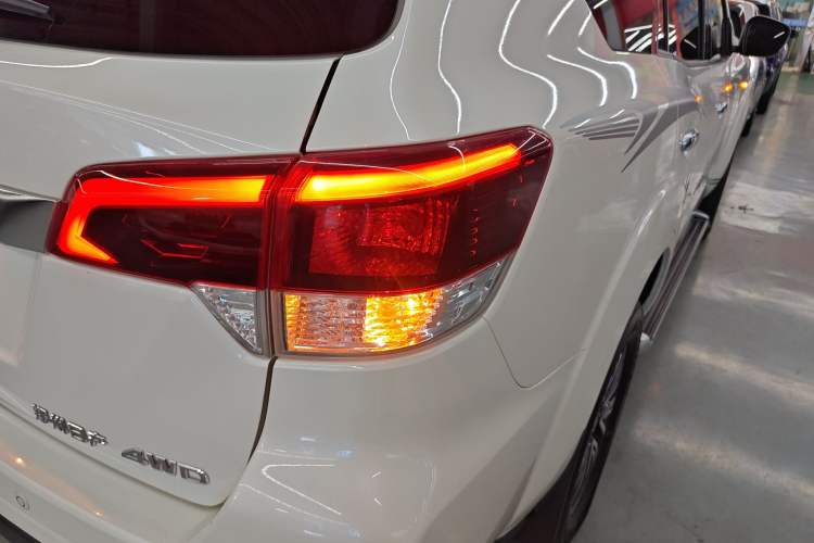 Used Nissan Terra 2020 2.5L XL Upper 4WD Automatic Four-Wheel Drive Luxury Edition
