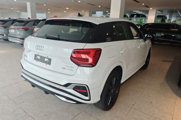 Used Audi Q2L 2024 35TFSI Ambition Dynamic Edition Rear Right 45 Deg
