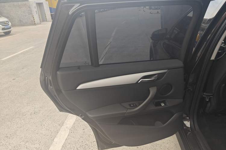 Used BMW X1 2016 sDrive18Li Premium Edition