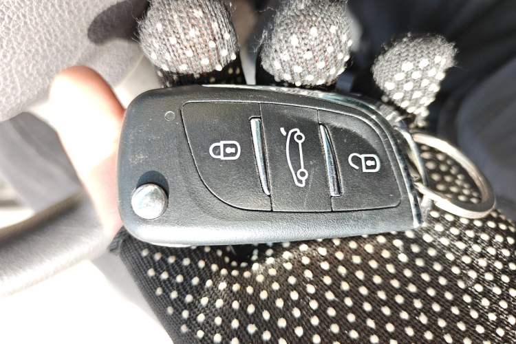 Used Buick Excelle 2015 1.5L Manual Classic Trim