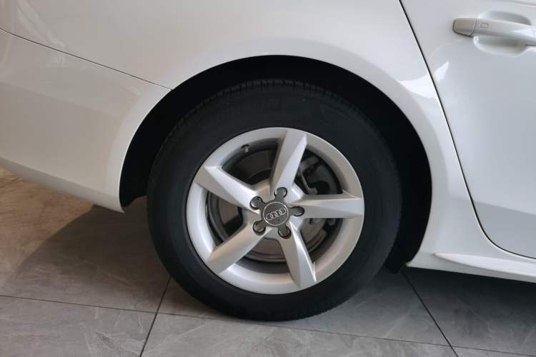 Used Audi A4L 2016 30 TFSI Collector's Edition Automatic Comfort Model
