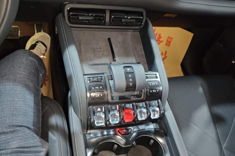 Used Formula Leopard 5 2025 TianShen Intelligent Driving Max Edition Gear Lever