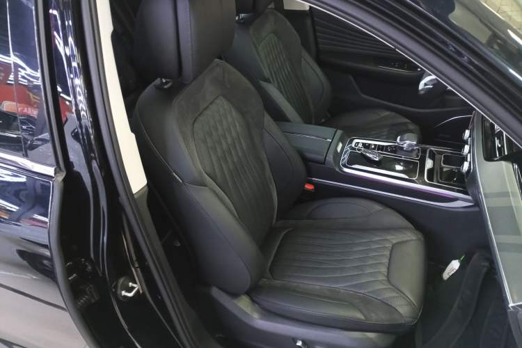 Used Hongqi HS5 2023 2.0T Qixiang Pro Edition