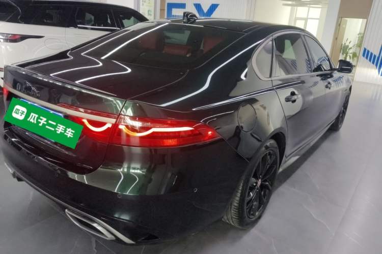 Used Jaguar XFL 2023 XFL 2.0T P250 Two-Wheel-Drive Elite Sport Gold Edition
