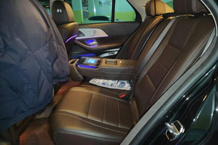 Used Mercedes-Benz GLE 2020 Restyled GLE 450 4MATIC Dynamic Edition Left Rear Seat