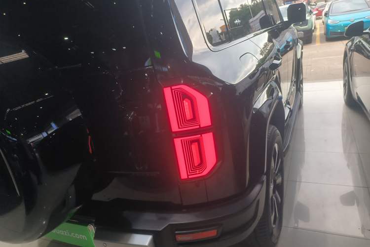 Used Formula Leopard 5 2023 Explore Edition Right Rear Taillight