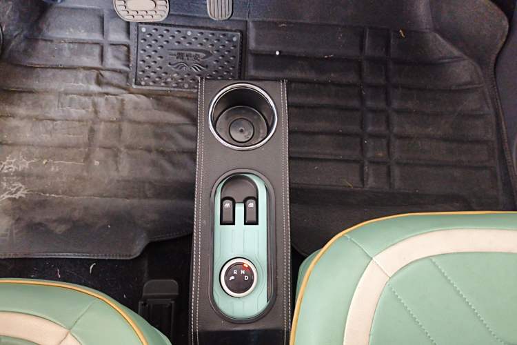 Used Wuling Hongguang MINIEV 2021 Macaron Premium Model – Lithium Iron Phosphate
