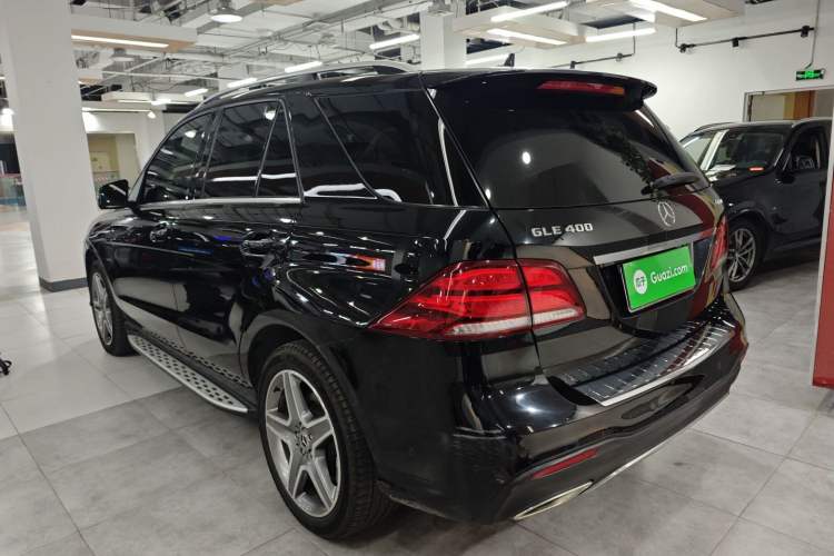 Used Mercedes-Benz GLE 2018 GLE 400 4MATIC Exclusive Edition Rear Left 45 Deg