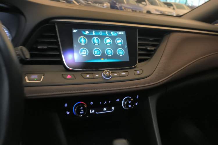 Used Buick GL6 2019 18T 6-Seater Connected Luxury Version China VI Standard
