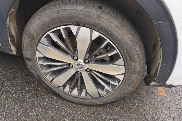 Used Haval F7x 2019 1.5T Two-Wheel Drive Smart & Trendy Edition Right Front Wheel Hub